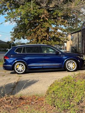 2024 Volkswagen Tiguan 2.0T SEL R-Line 4MOTION