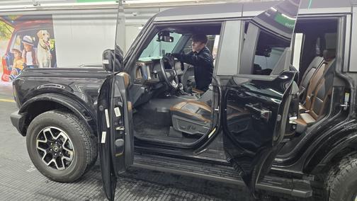 2023 Ford Bronco Outer Banks