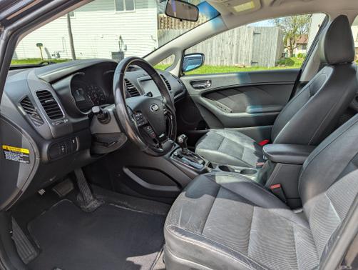 2017 Kia Forte EX