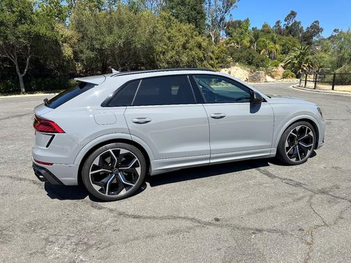 Gray 2023 Audi RS Q8 4.0T