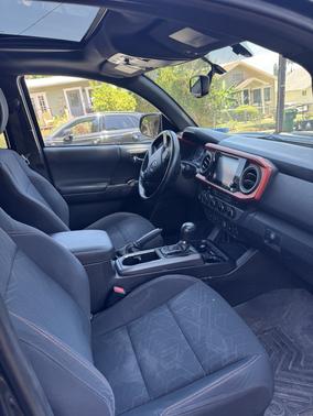 Black 2016 Toyota Tacoma TRD Sport