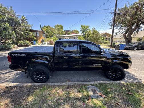 Black 2016 Toyota Tacoma TRD Sport
