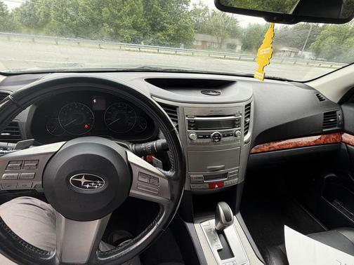 Gray 2010 Subaru Legacy 3.6 R Limited