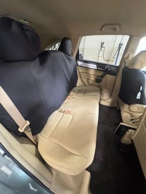 Beige 2011 Honda CR-V SE