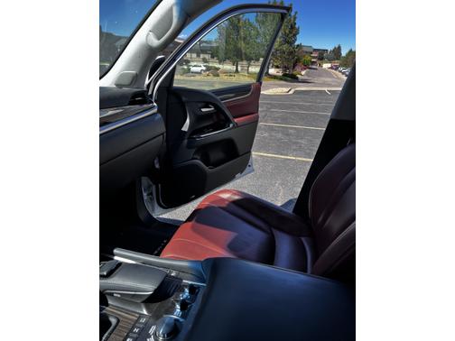 2016 Lexus LX 570 Base
