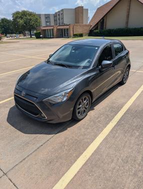 2020 Toyota Yaris LE