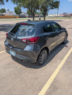 2020 Toyota Yaris LE