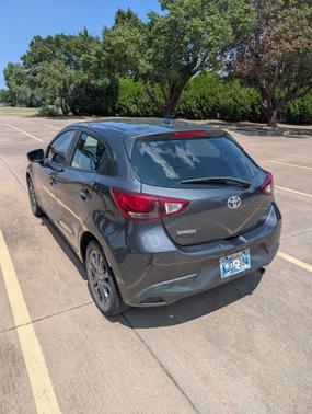 2020 Toyota Yaris LE