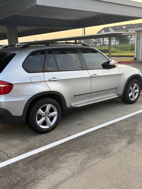 Silver 2009 BMW X5 xDrive30i