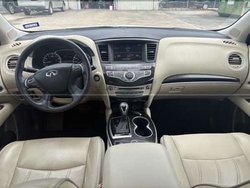 White 2018 INFINITI QX60 Base
