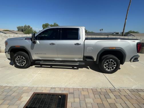 Silver 2021 GMC Sierra 2500 SLT