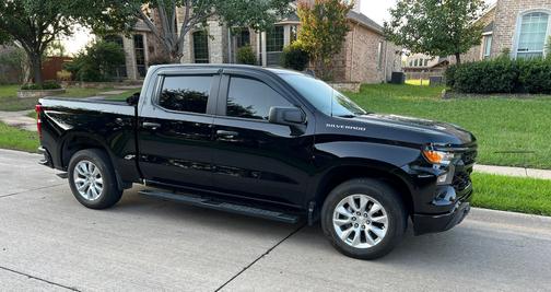 2024 Chevrolet Silverado 1500 Custom