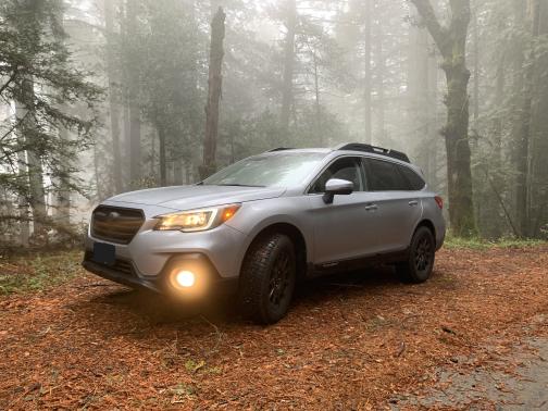 2018 Subaru Outback 2.5i Premium