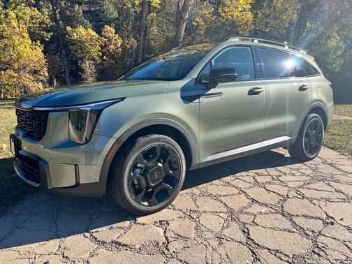 2025 Kia Sorento X-Line EX