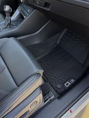 2024 Audi Q3 45 S line Premium Plus