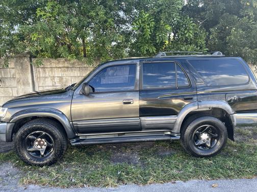 1998 Toyota 4Runner Limited