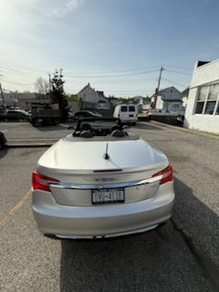 2011 Chrysler 200 Touring
