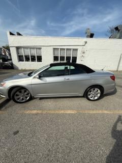 2011 Chrysler 200 Touring