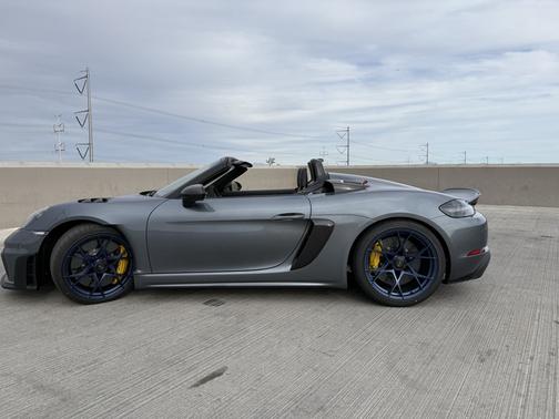 Gray 2025 Porsche 718 Spyder 718 Spyder RS