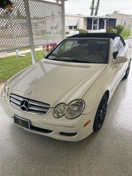 White 2009 Mercedes-Benz CLK-Class CLK 350