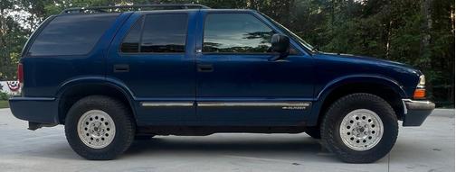 Blue 2000 Chevrolet Blazer LS