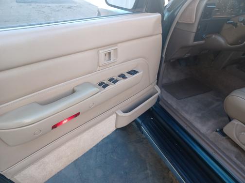 1995 Toyota 4Runner SR5 V6 4WD