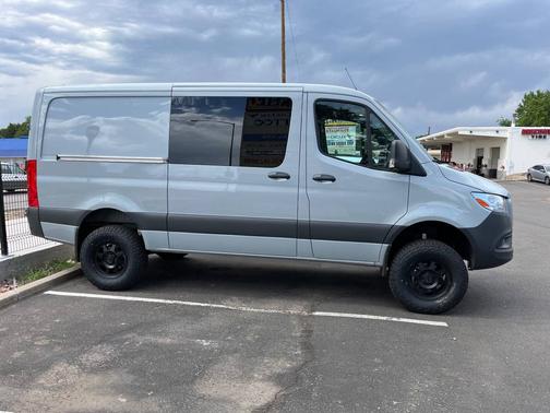 2024 Mercedes-Benz Sprinter 2500 Standard Roof