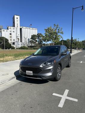 Gray 2022 Ford Escape SEL Hybrid