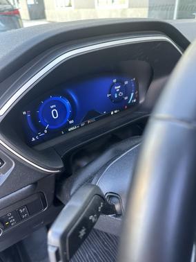 Gray 2022 Ford Escape SEL Hybrid