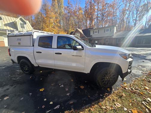 2025 Chevrolet Colorado WT