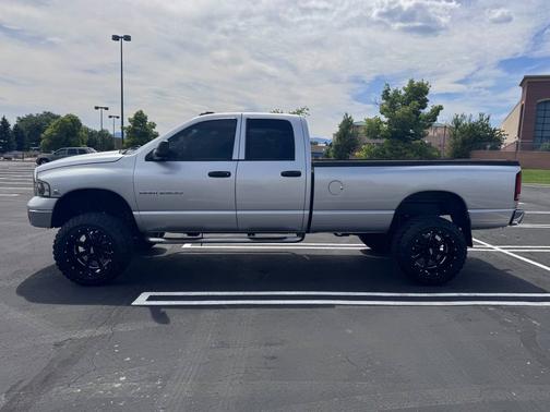 2005 Dodge Ram 2500 Laramie Quad Cab