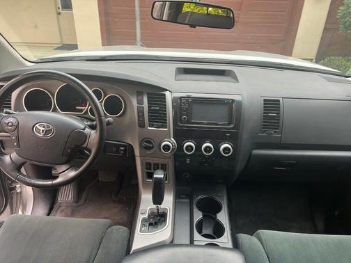 Silver 2013 Toyota Sequoia SR5