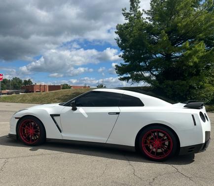 2013 Nissan GT-R Black Edition