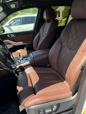 White 2023 BMW X5 xDrive40i