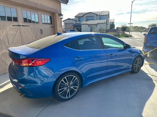 2018 Hyundai ELANTRA Sport