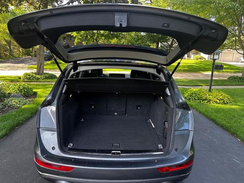 Gray 2015 Audi Q5 2.0T Premium Plus