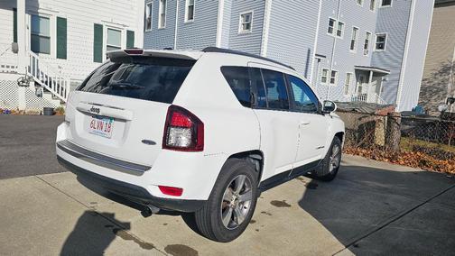 White 2017 Jeep Compass High Altitude