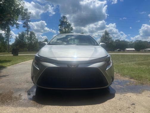 Silver 2022 Toyota Corolla LE