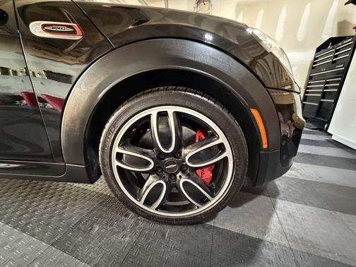 Black 2019 MINI Hardtop John Cooper Works