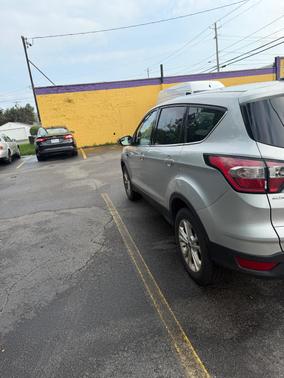 Gray 2017 Ford Escape SE
