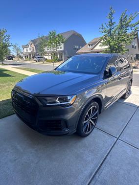 Gray 2022 Audi Q7 55 Premium Plus