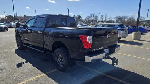 2017 Nissan Titan XD SV