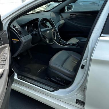 White 2015 Hyundai SONATA Hybrid Limited