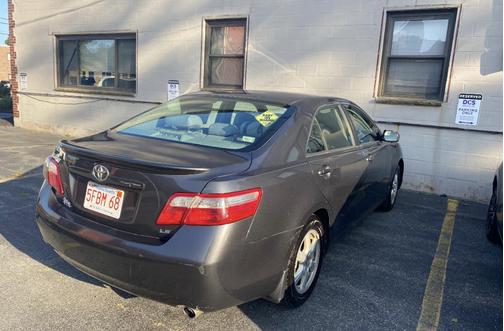 Gray 2007 Toyota Camry LE