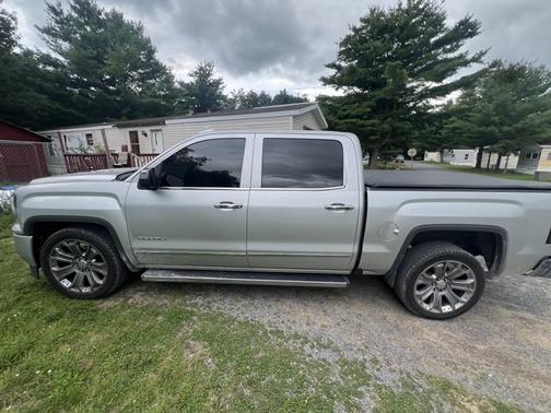 Silver 2018 GMC Sierra 1500 Denali