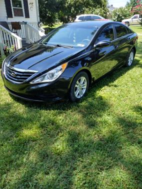 2013 Hyundai SONATA GLS