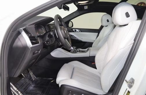 White 2023 BMW X6 xDrive40i