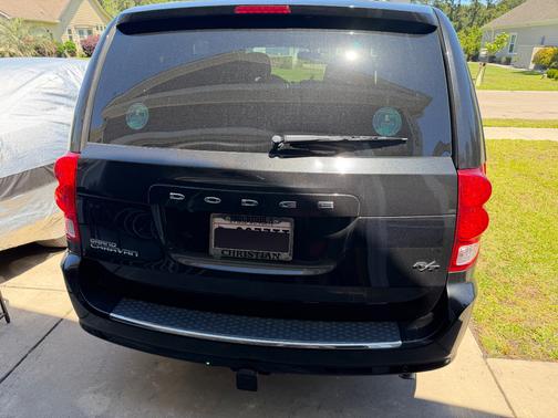 Black 2016 Dodge Grand Caravan R/T