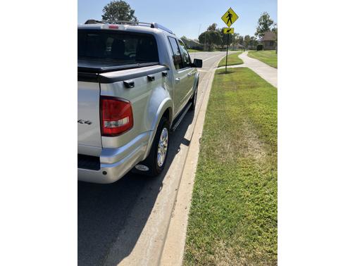 2010 Ford Explorer Sport Trac Limited