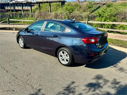 Blue 2016 Chevrolet Cruze LT
